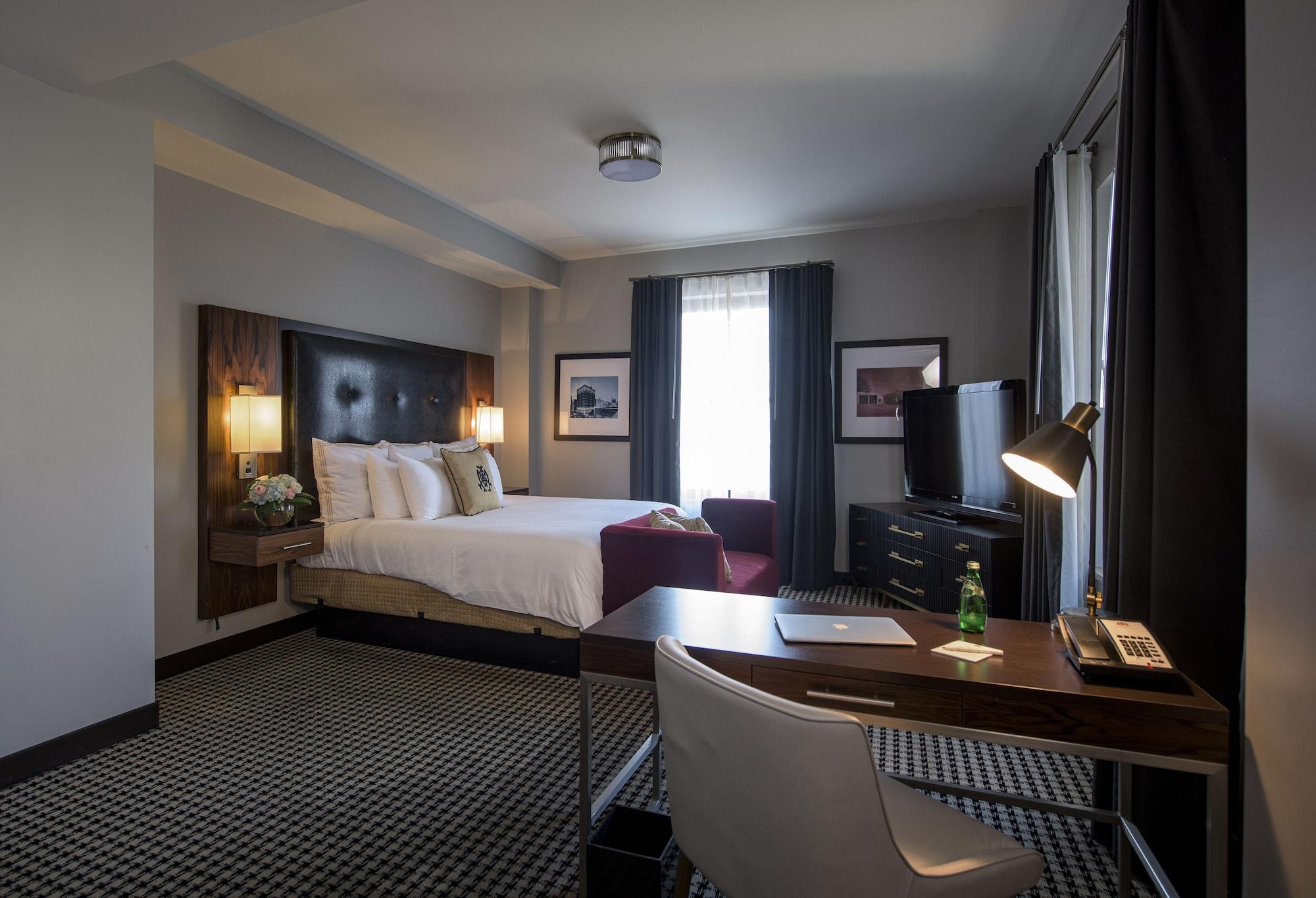 The Mayo Hotel Тълса Екстериор снимка