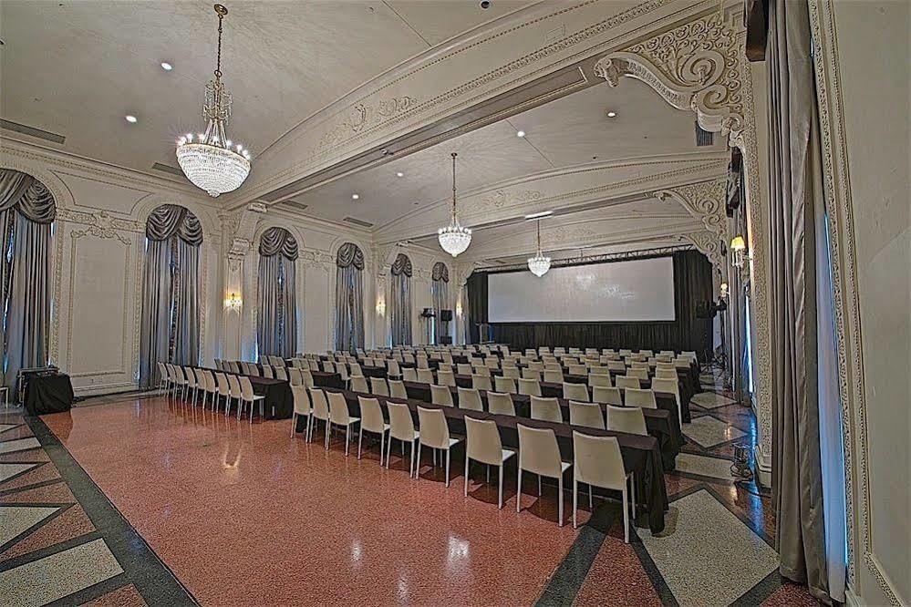 The Mayo Hotel Тълса Екстериор снимка